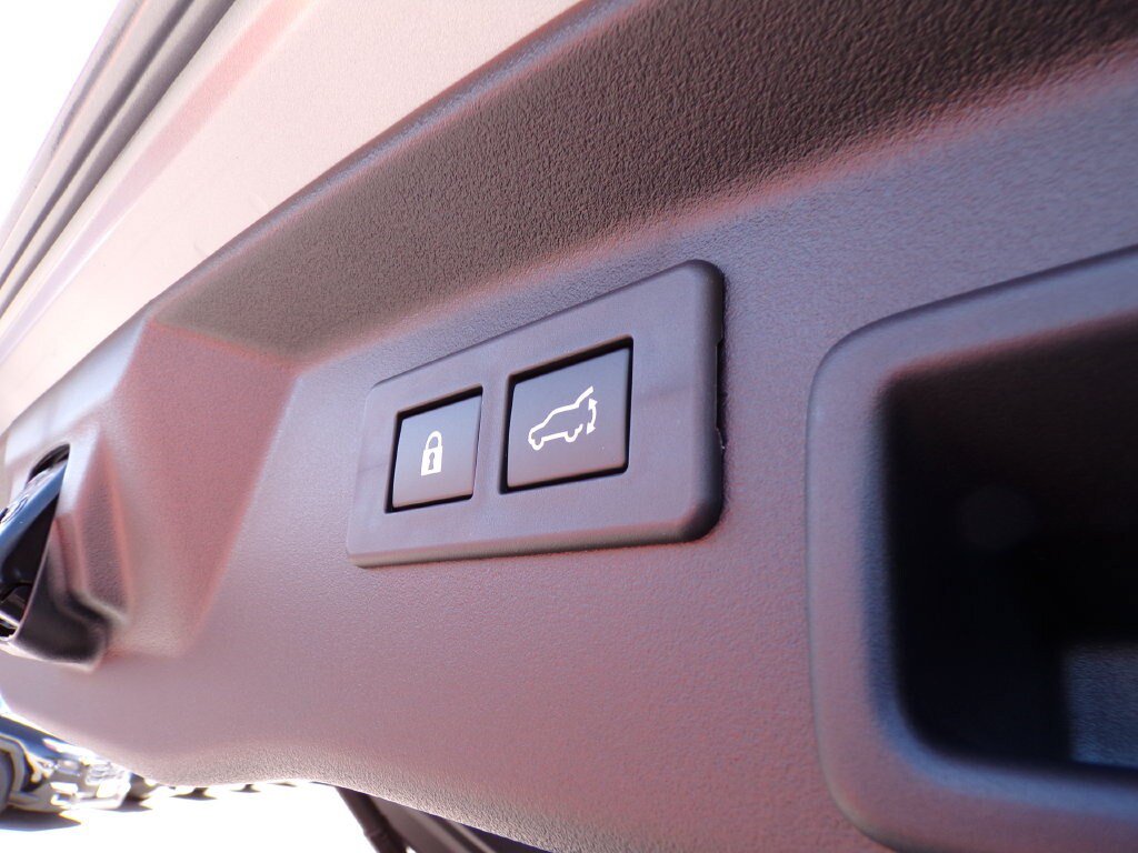 Certified 2026 Subaru Outback Premium AWD/4WD image 9