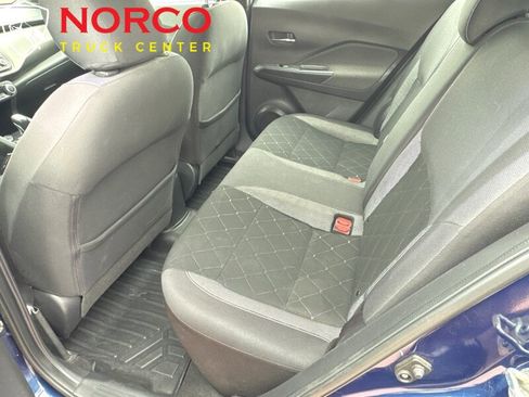 Used 2019 Nissan Kicks SV image 12