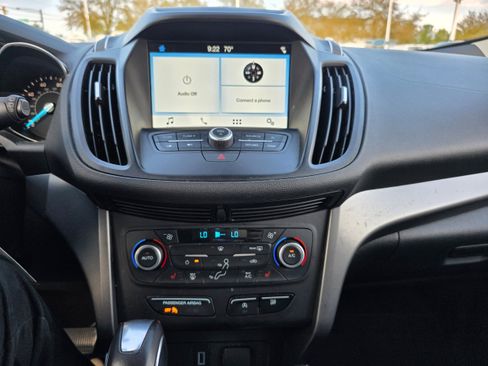 Used 2018 Ford Escape SEL image 10