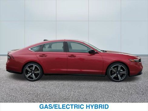 Used 2023 Honda Accord Sport image 6