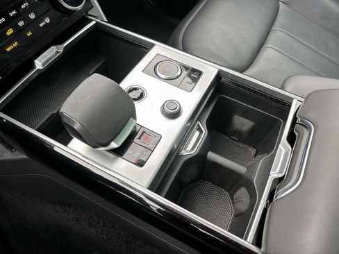 Used 2023 Land Rover Range Rover SE AWD/4WD image 18