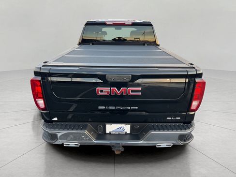 Used 2022 GMC Sierra 1500 SLE image 8