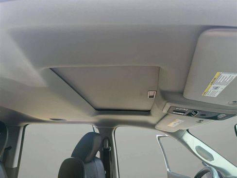 Used 2014 RAM 1500 Laramie image 34