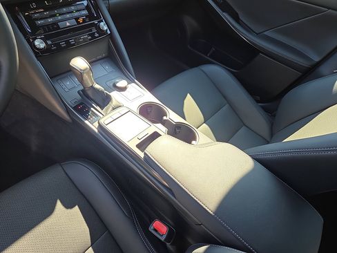 Used 2025 Lexus IS 350 F Sport image 25