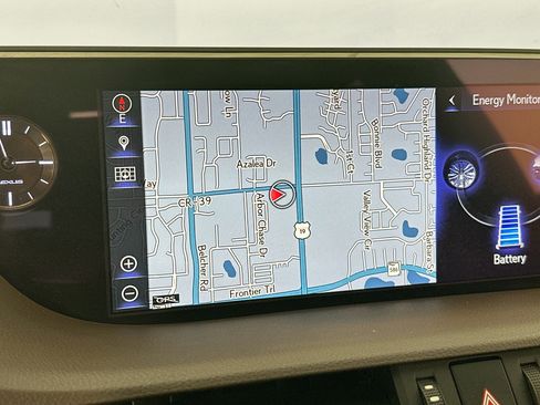 Used 2019 Lexus ES 300h w/ Premium Package image 13