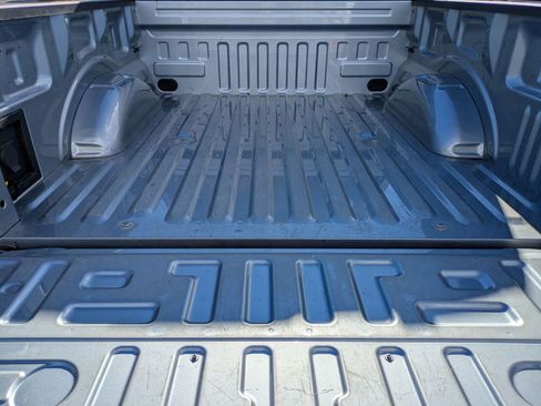 Used 2022 Ford F150 Lariat w/ Equipment Group 501A Mid image 28