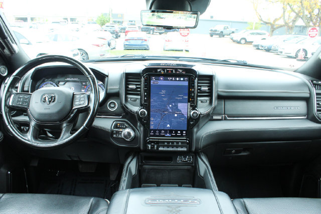 Used 2022 RAM 2500 Limited AWD/4WD image 17
