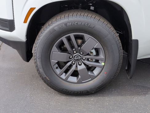 New 2026 Nissan Frontier SV w/ Tow Package RWD image 9