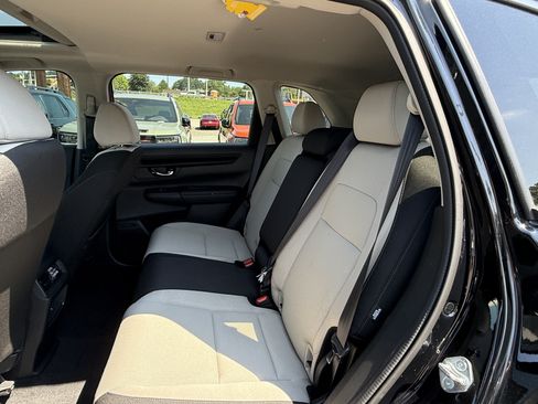 Used 2025 Honda CR-V EX image 32
