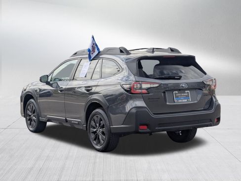 Certified 2025 Subaru Outback Onyx Edition AWD/4WD image 3
