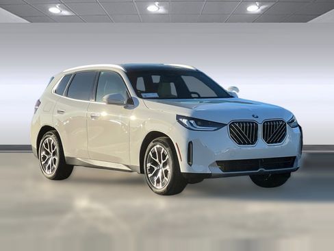 Used 2026 BMW X3 xDrive30 w/ Premium Package AWD/4WD image 6