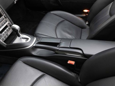 Used 2006 Porsche 911 Carrera S RWD image 26