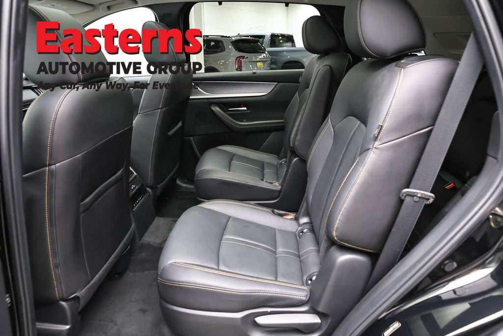 Used 2024 MAZDA CX-90 Plug-In Hybrid w/ Premium Pkg AWD/4WD image 24