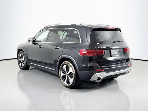 Used 2024 Mercedes-Benz GLB 250 4MATIC image 6