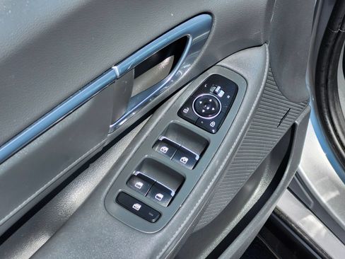 Used 2020 Hyundai Sonata Limited FWD image 17
