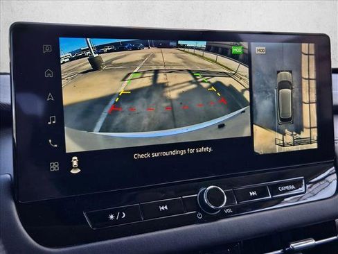 Used 2025 Mitsubishi Outlander SE image 16