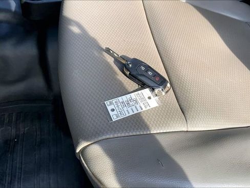 Used 2018 Ford F150 XL w/ Equipment Group 101A Mid image 11