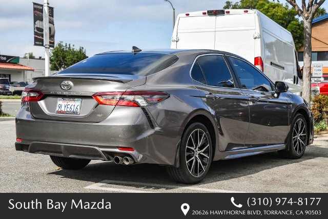 Used 2024 Toyota Camry SE FWD image 8