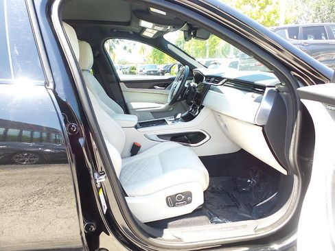 Used 2023 Jaguar F-PACE S AWD/4WD image 28