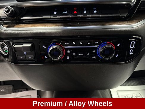 Used 2025 Chevrolet Silverado 2500 LT w/ Convenience Package AWD/4WD image 17