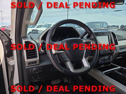 Used 2019 Ford F250 Lariat w/ Lariat Ultimate Package AWD/4WD image 8