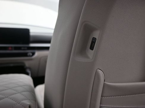 Certified 2025 Kia Sorento SX Prestige image 15