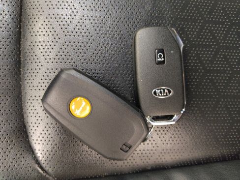 Used 2021 Kia Sorento SX FWD image 32