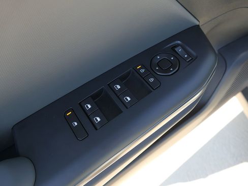 New 2026 Kia K4 LXS image 11