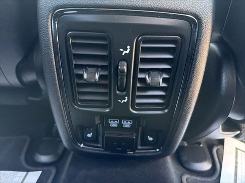 Used 2014 Jeep Grand Cherokee Limited AWD/4WD image 27