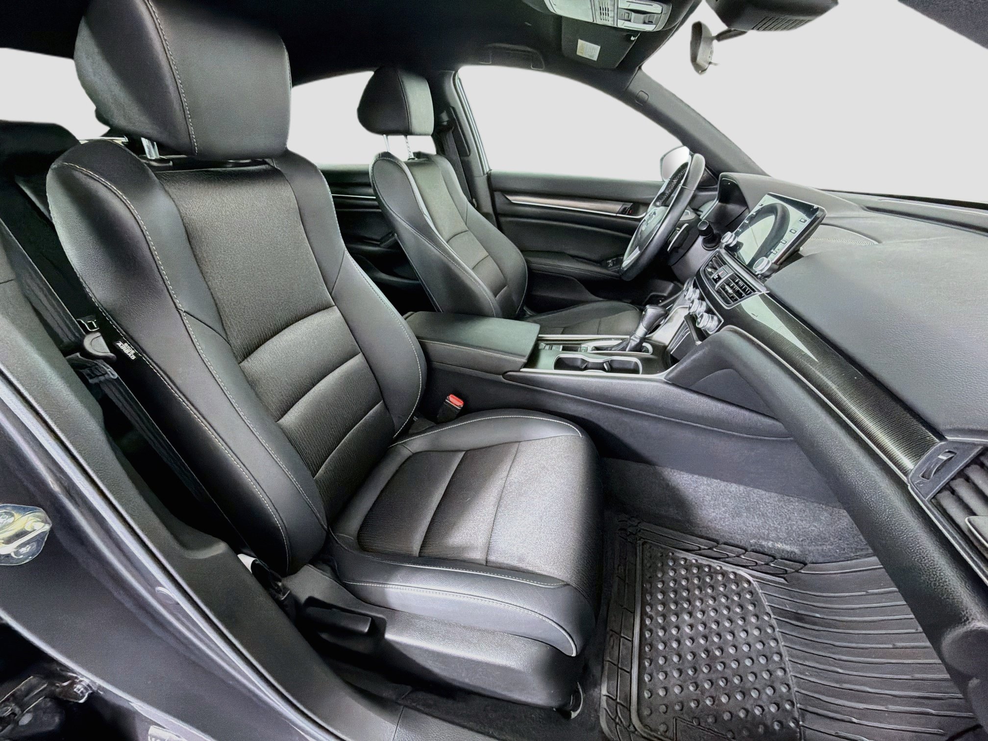 Used 2020 Honda Accord Sport image 28