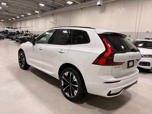 Used 2026 Volvo XC60 B5 Plus w/ Protection Package Premier image 3