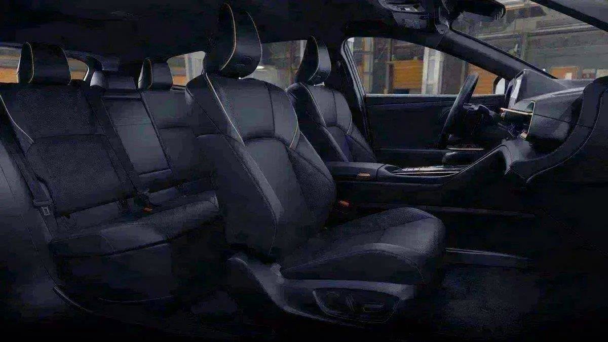 New 2026 Toyota Crown Signia AWD/4WD image 42