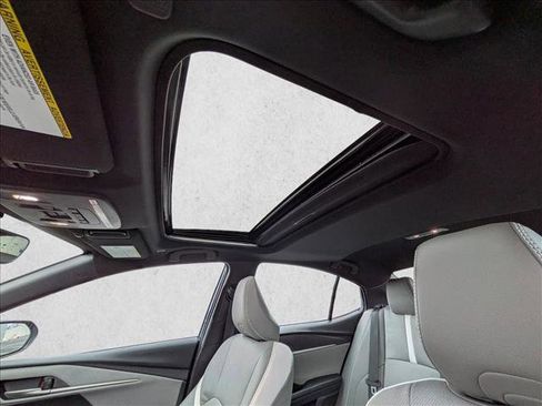 Used 2026 Toyota Camry SE image 14