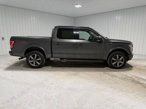Used 2016 Ford F150 XLT w/ Equipment Group 302A Luxury image 8