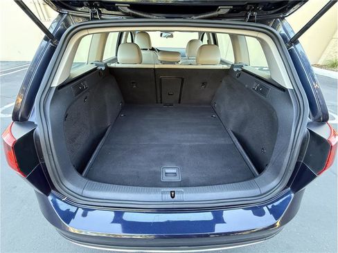 Used 2017 Volkswagen Golf Alltrack SE image 18