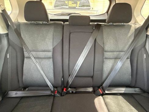 Certified 2024 Nissan Rogue SV FWD image 18
