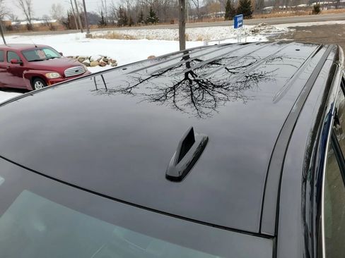 Used 2020 Chevrolet Tahoe 4WD w/ Remote Keyless Entry Package image 19