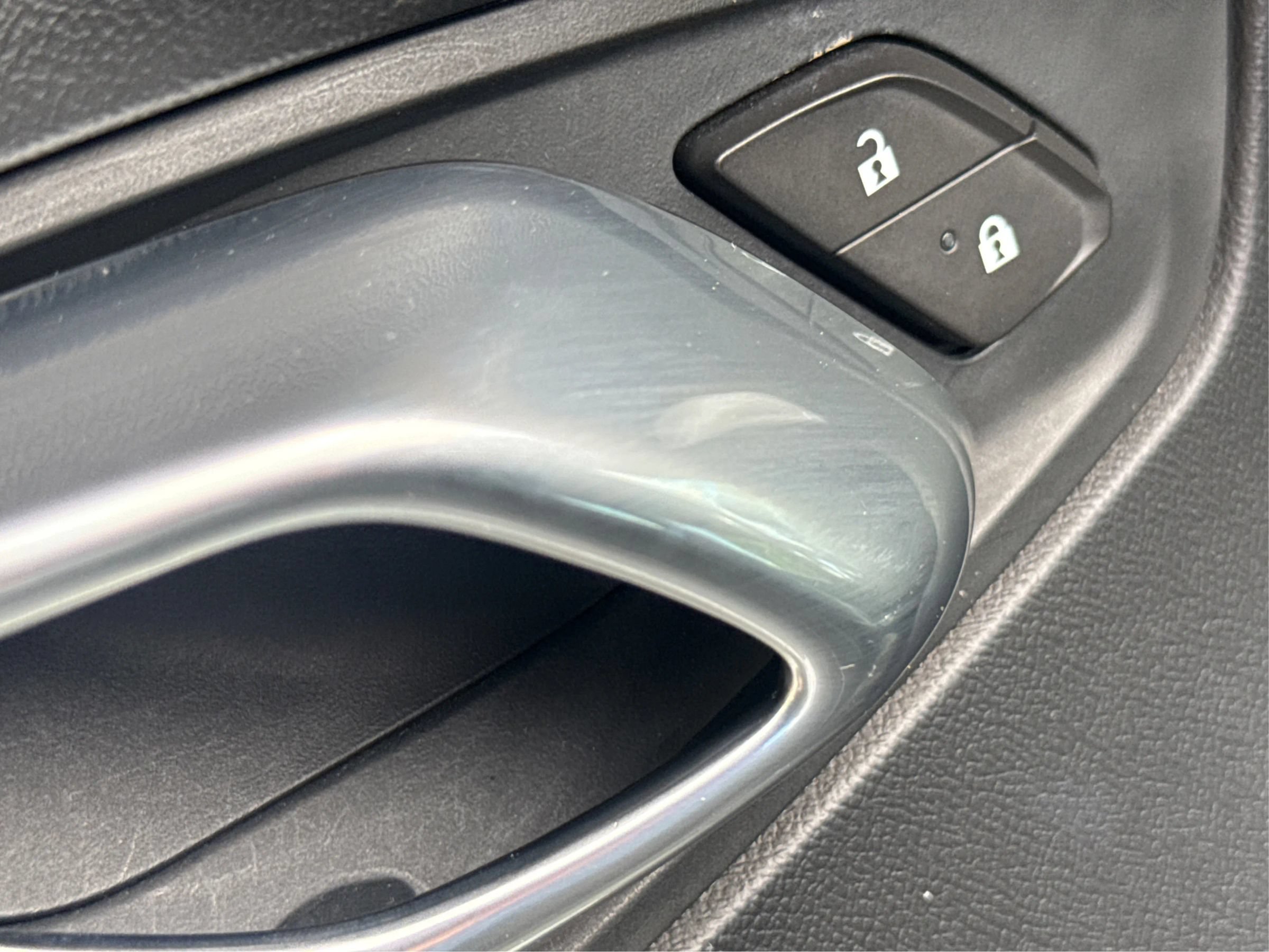 Used 2021 Chevrolet Camaro LS RWD image 37