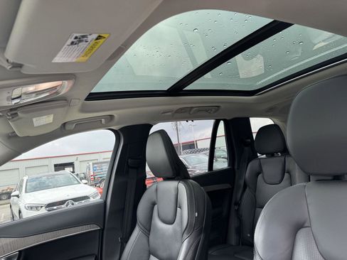 Used 2024 Volvo XC90 B6 Ultimate w/ Protection Package image 15