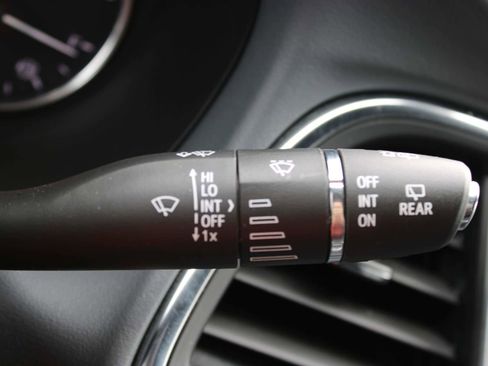 Used 2024 Buick Enclave Premium FWD image 35