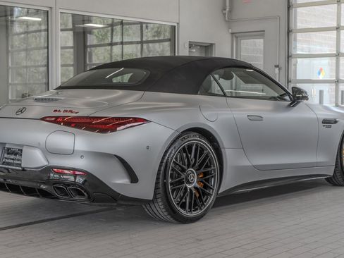 New 2026 Mercedes-Benz SL 63 AMG S e Performance 4MATIC image 32