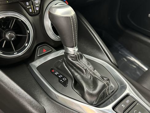 Used 2018 Chevrolet Camaro LT RWD image 20