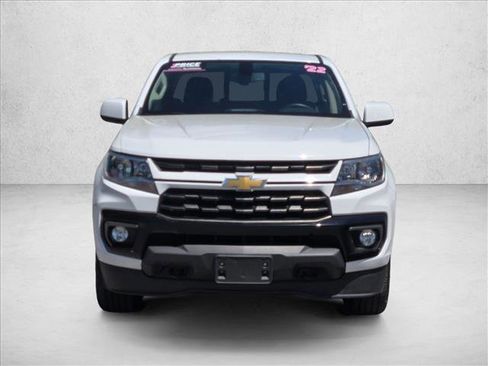 Used 2022 Chevrolet Colorado LT w/ LT Convenience Package AWD/4WD image 2