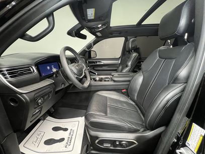 Used 2024 Jeep Wagoneer L Series III w/ Premium Group I