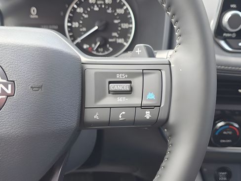 Certified 2026 Nissan Rogue SV AWD/4WD image 20