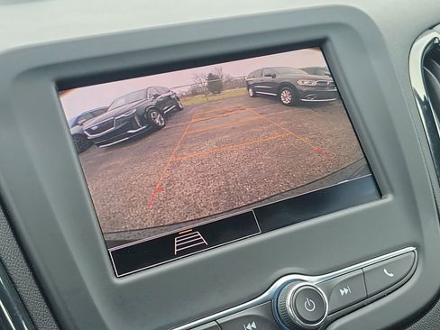 Certified 2023 Chevrolet Equinox RS w/ LPO, Floor Liner Package image 18