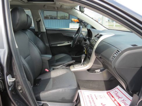 Used 2010 Toyota Corolla S FWD image 7