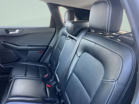 Used 2024 Ford Escape Platinum image 18