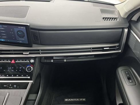 Certified 2025 Hyundai Santa Fe SEL AWD/4WD image 18