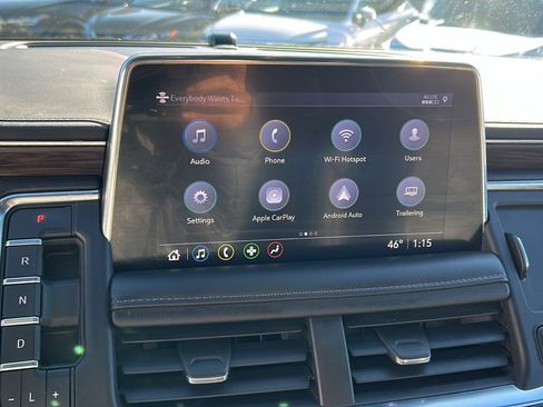 Used 2021 Chevrolet Tahoe Z71 image 16